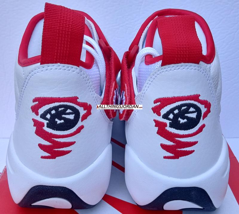 Nike Air Shake Ndestrukt (Rodman) (White/White-Red-Black) 880869 100 Size US 10.5M