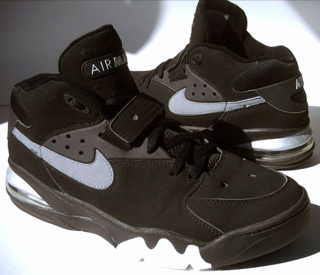 air force max low black