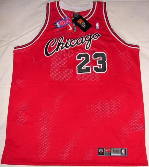 bulls cursive jersey