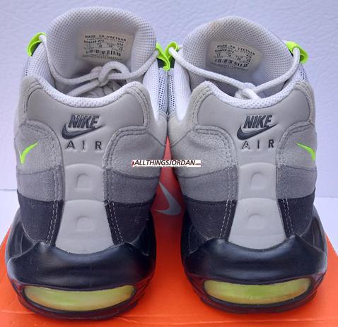 Air Max 95 (Cool Grey-Neon Yellow) 609048 072 Size US 11M